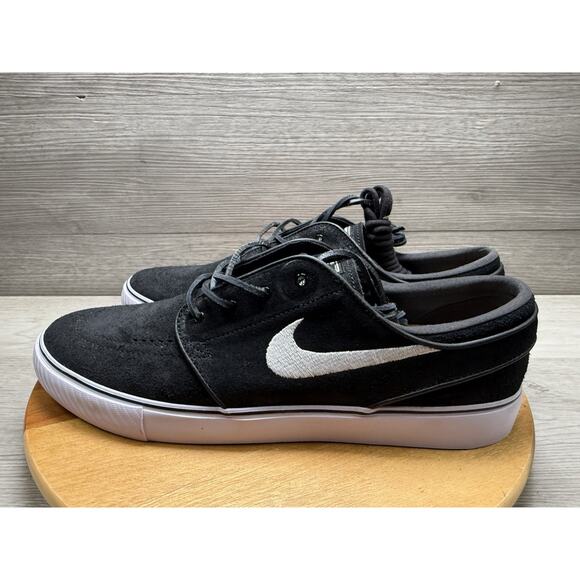 Men 11.5 Nike SB Zoom Janoski OG+ Black And White main image 4